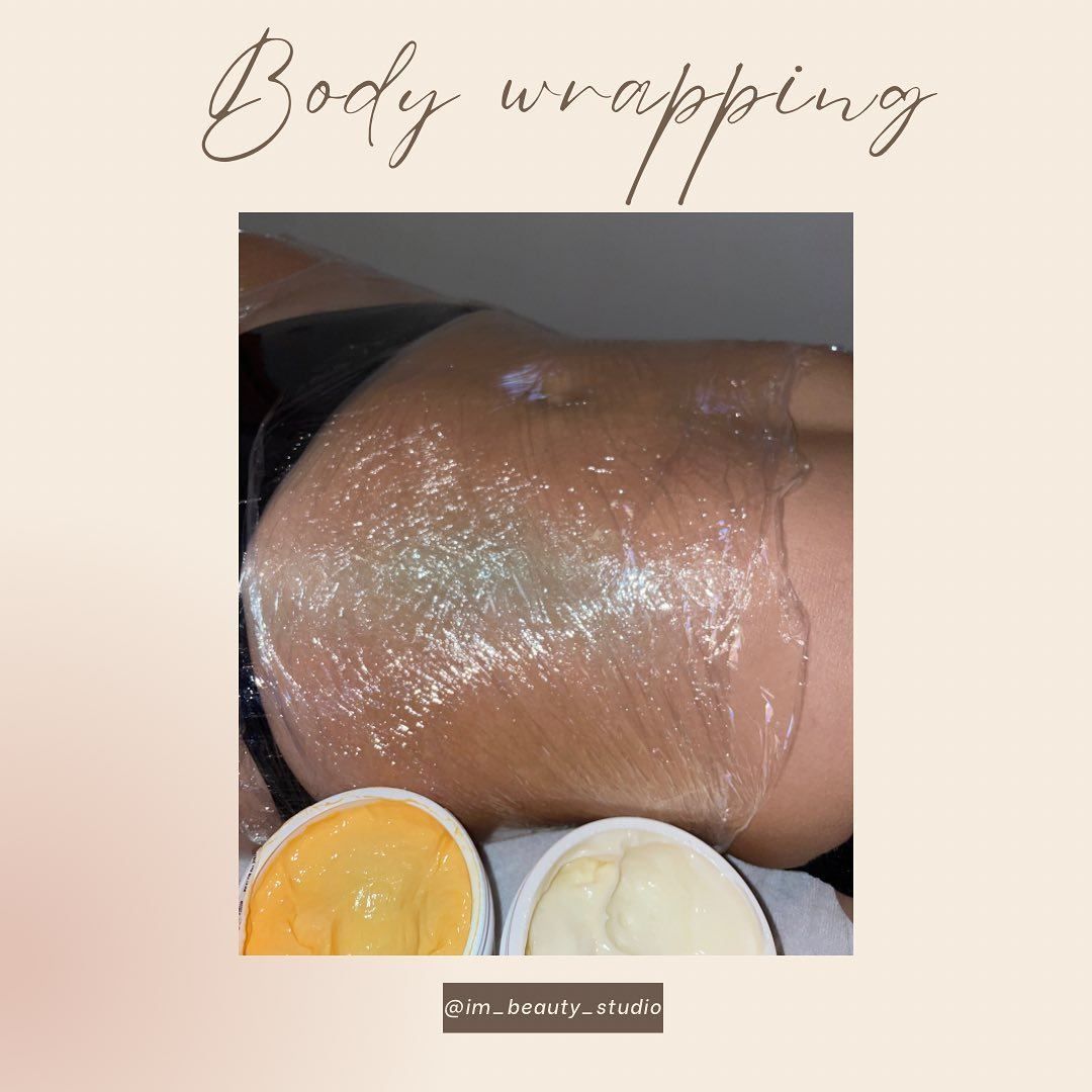 ✨Body wrapping je tretman smanjenja celulita i masnih naslaga, rješavanja viška vode u organizmu, sprječavanja nastanka strija i poboljšanja elastičnosti kože.

Ukoliko je vaš cilj smanjenje obujma, topljenje masnih naslaga te ubrzavanja cijelog procesa mršavljenja idealan je uz kombinaciju s maderoterapijom.

Tretmani se slažu ovisno o problematici i cilju svakog klijenta te je individualan broj tretmana kao i za ostale usluge. ✨